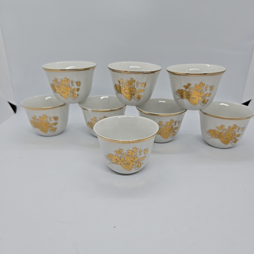 Horse Lane Japan Set Of 8 Porcelain Sake Cups 60's Gold trimmed